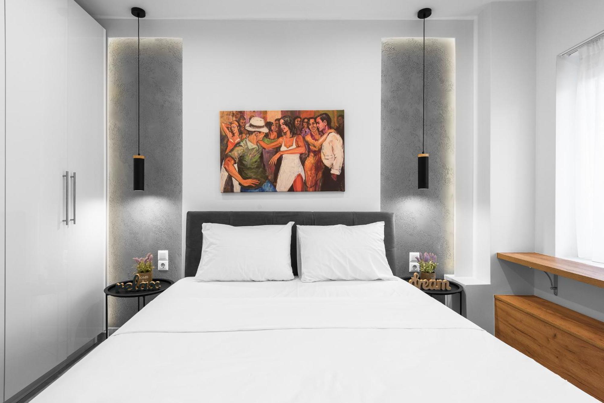 Wood N White, Nilie Hospitality Mgmt Apartment Thessaloniki Exterior photo